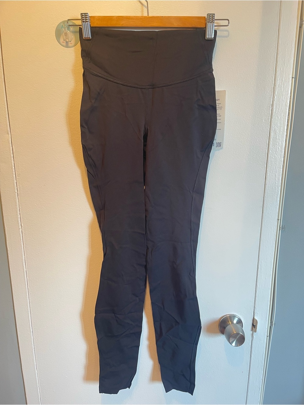 Nwt lululemon athletica Black High-Rise Performance Leggings Size 4